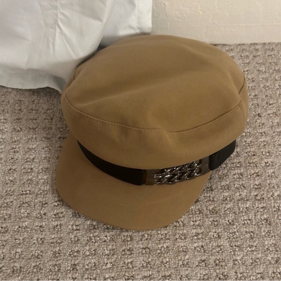 Tan newsboy Hat - Picture 2 of 5